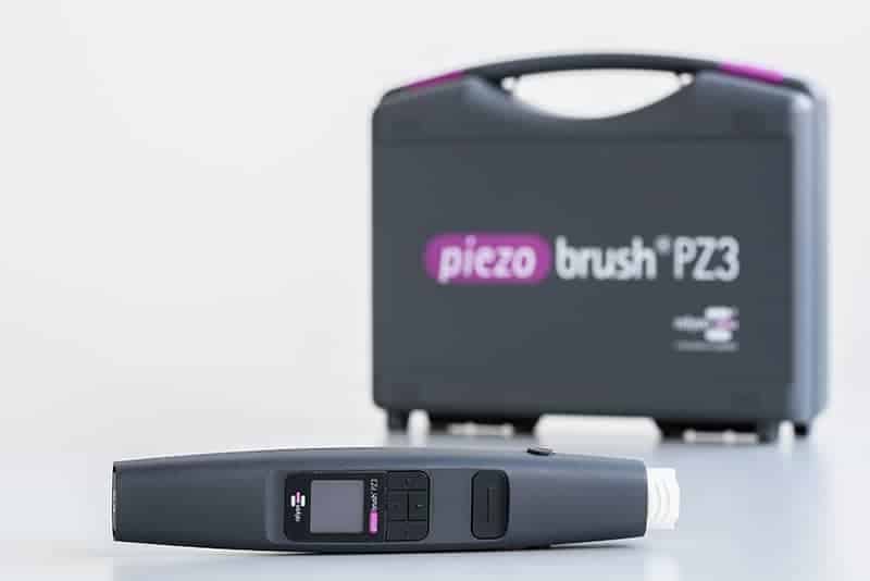 piezobrush® PZ3 mit Transportkoffer